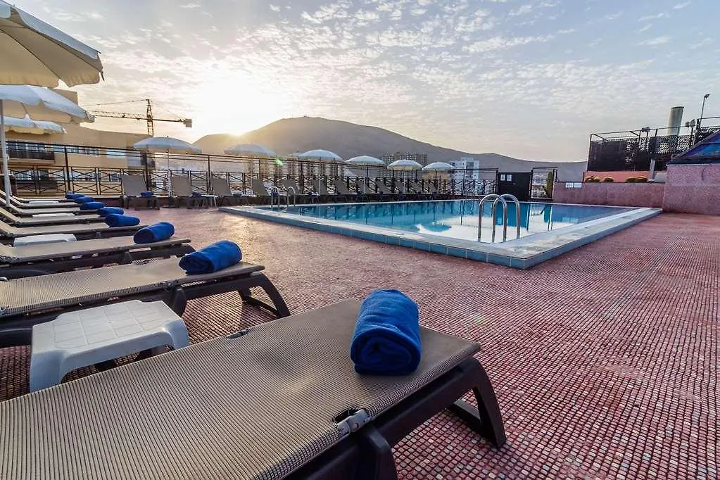 Hotel Reveron Plaza Los Cristianos  4*, Los Cristianos (Tenerife)