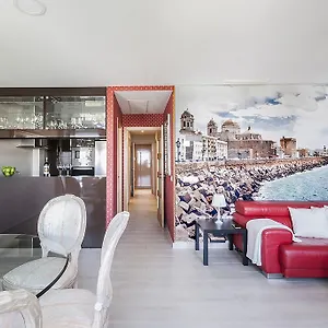 https://apartamento-vistabella.es-andalucia.com